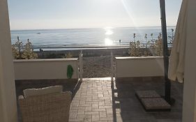 The Suite On The Beach