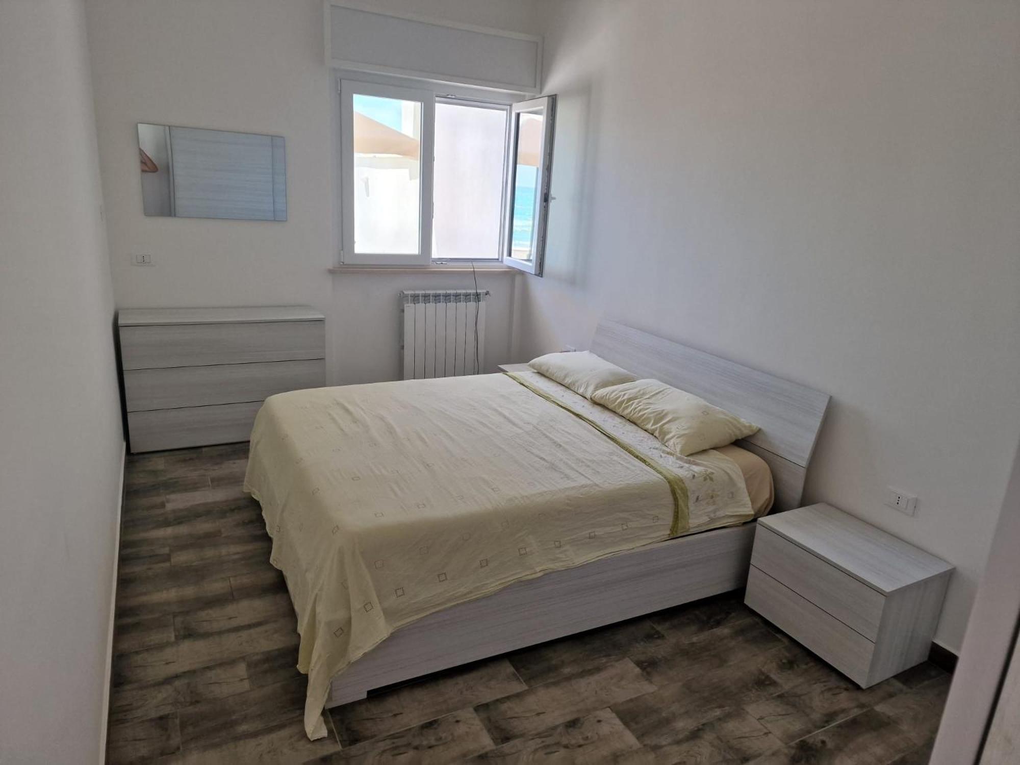 The Suite On The Beach Torvaianica Exterior foto