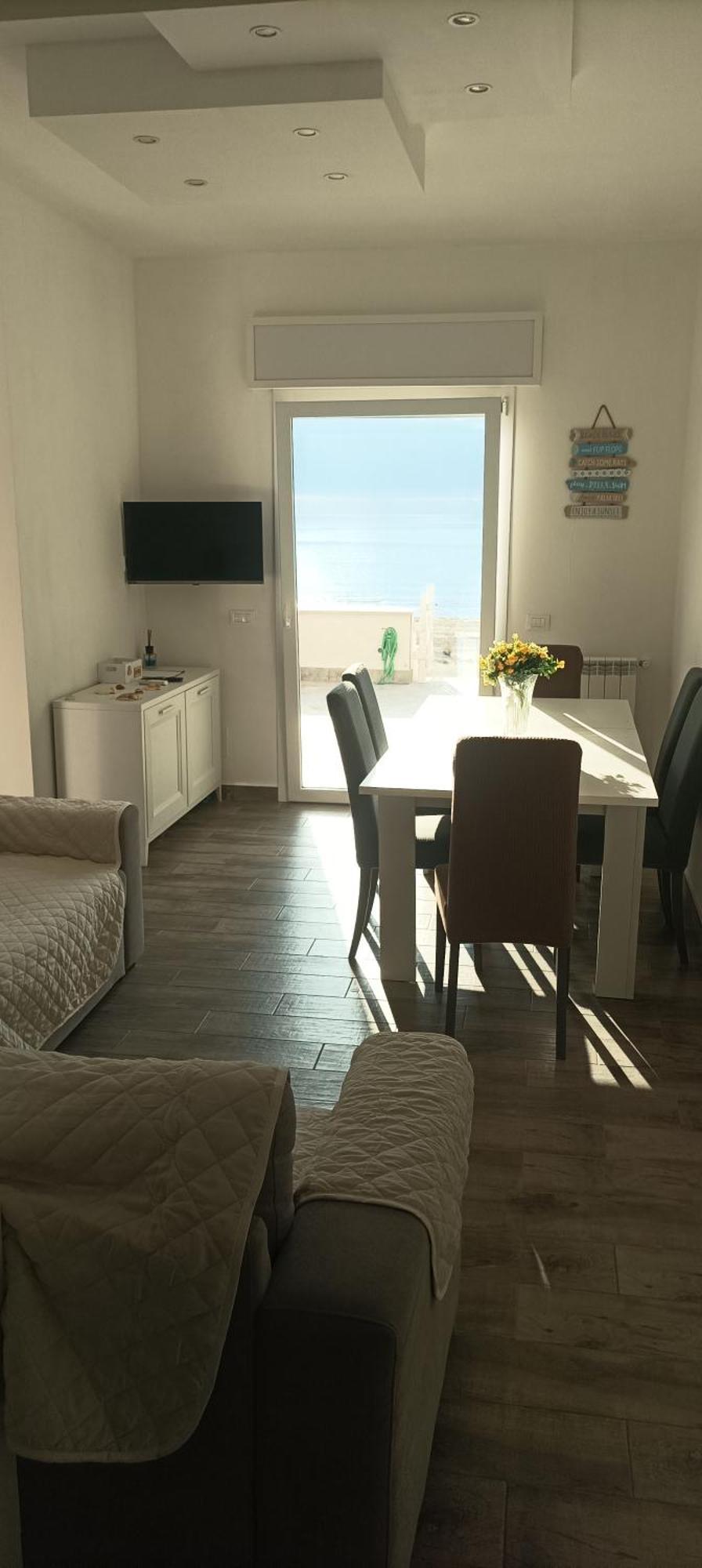 The Suite On The Beach Torvaianica Exterior foto
