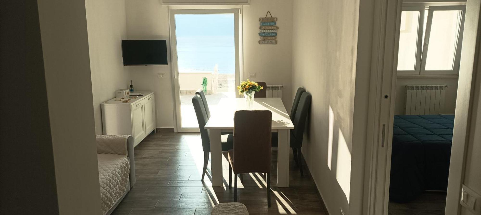 The Suite On The Beach Torvaianica Exterior foto